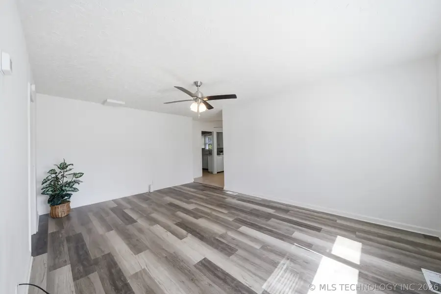 506 N 42nd West Avenue, Tulsa, OK 74127 - #3