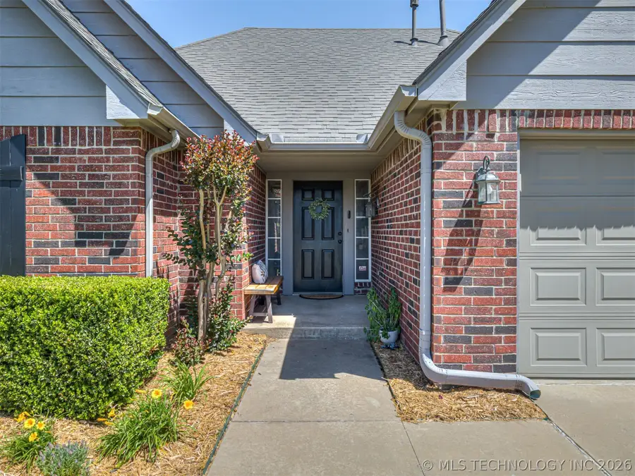 2012 E Princeton Street, Broken Arrow, OK 74012 - #2