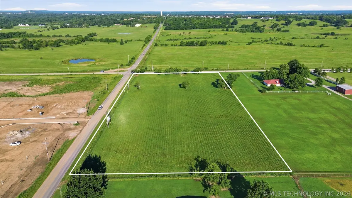 141 S Lewis Avenue, Bixby, OK 74008 - #1