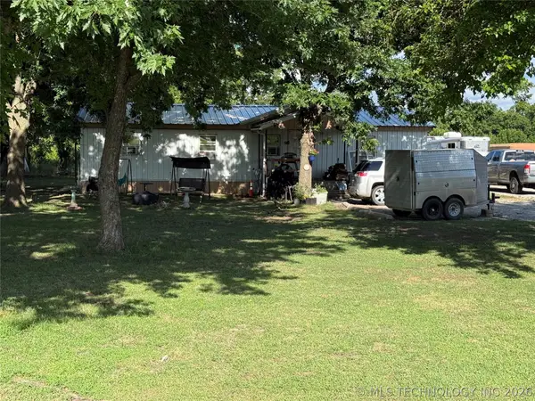 2202 John Dahl Avenue, Pawhuska, OK 74056