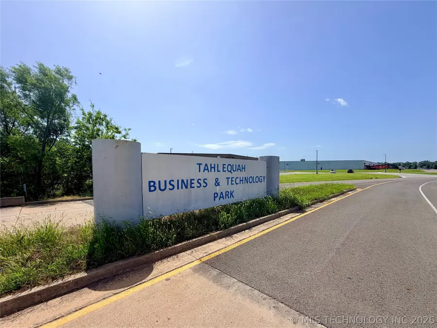 1800 Airport Parkway, Tahlequah, OK 74464 - #3