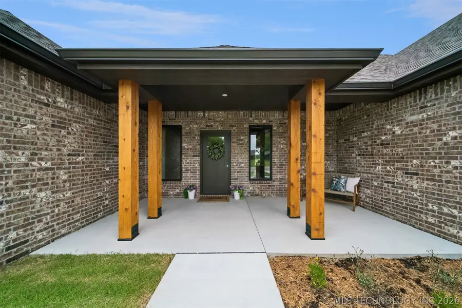 304 Barley Hill Road, Bartlesville, OK 74006 - #2