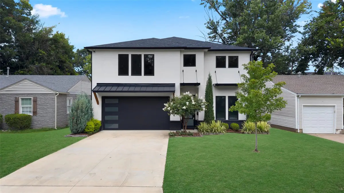 1029 E 38th Place, Tulsa, OK 74105 - #1