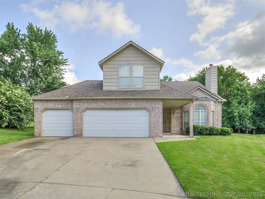 13017 E 93rd Court, Owasso, OK 74055 - #2