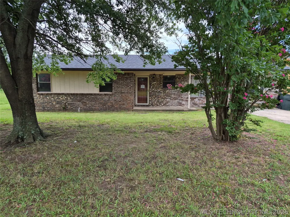 1418 E 1st Street, Okmulgee, OK 74447 - #1