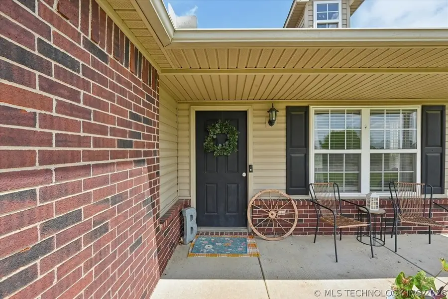 63 W Fairlane Drive, Sapulpa, OK 74066 - #3