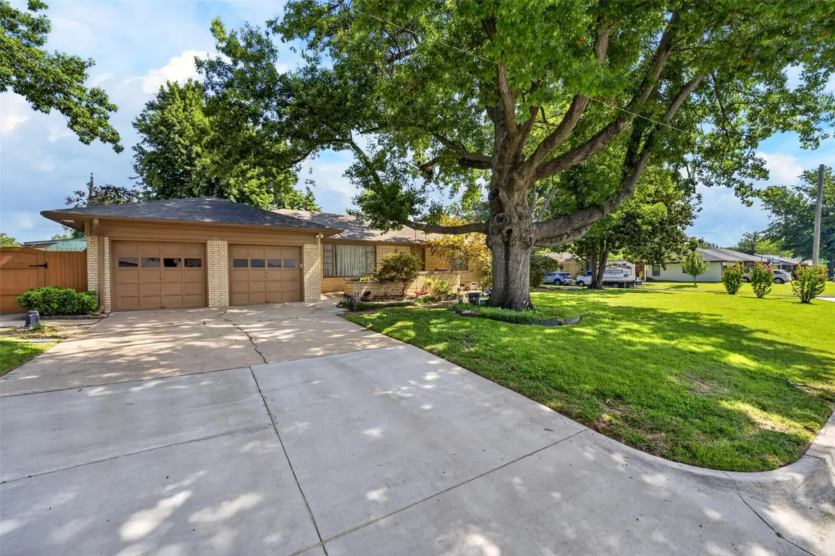 4613 E 27th Street, Tulsa, OK 74114 - #1