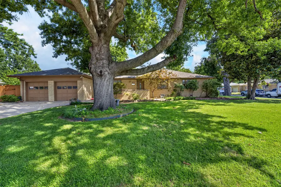 4613 E 27th Street, Tulsa, OK 74114 - #2