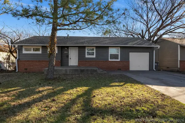 8928 E 4th Street, Tulsa, OK 74112