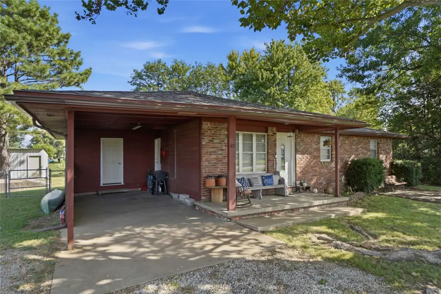 423 W Commercial Street, Inola, OK 74036 - #2
