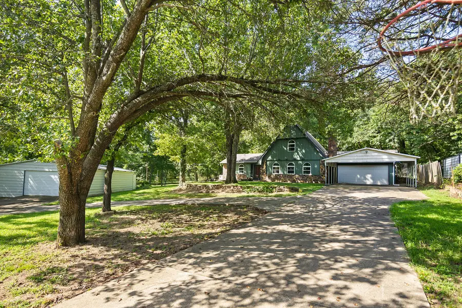 33960 Eagle Circle, Wagoner, OK 74467 - #2