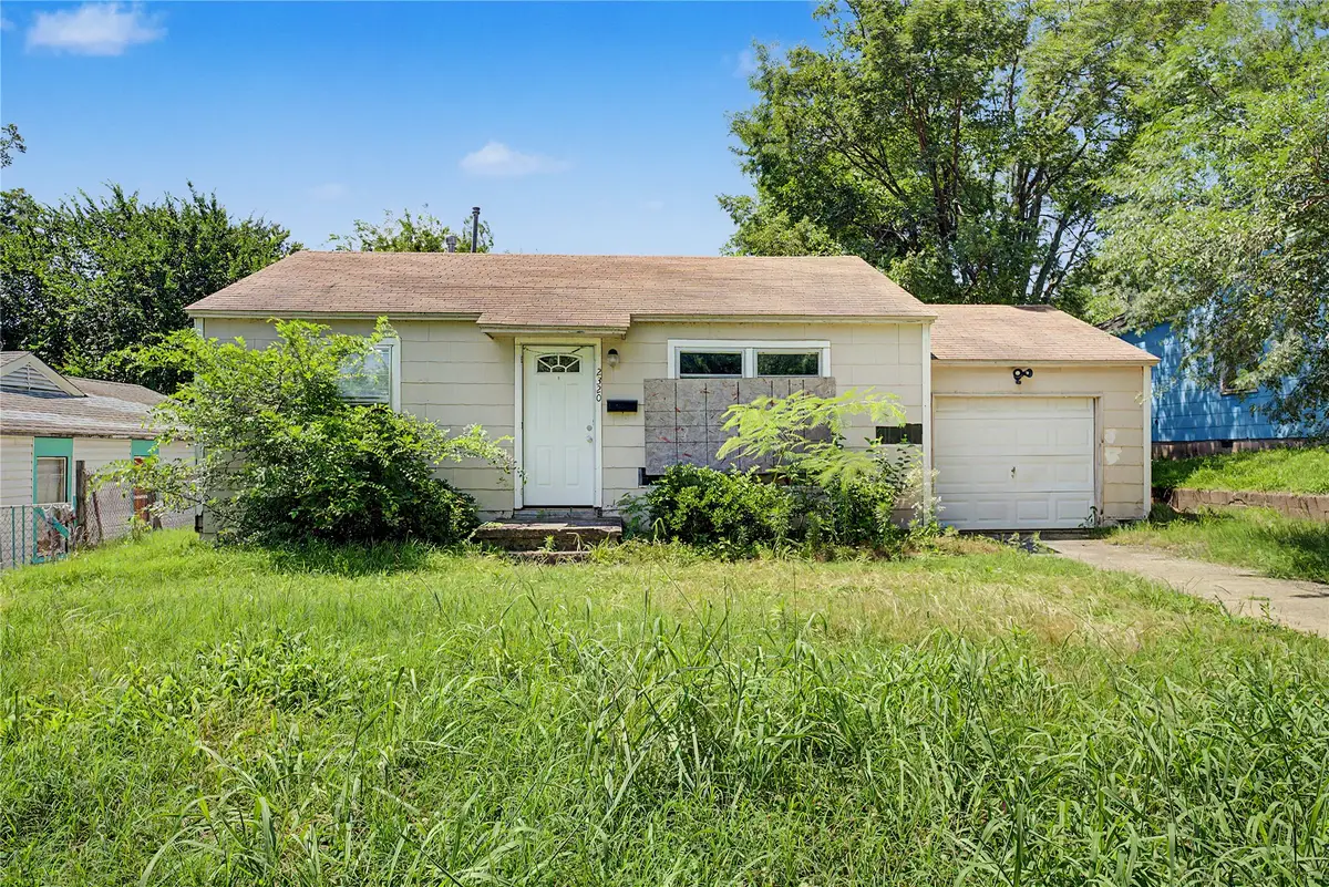 2320 W Easton Court, Tulsa, OK 74127 - #1