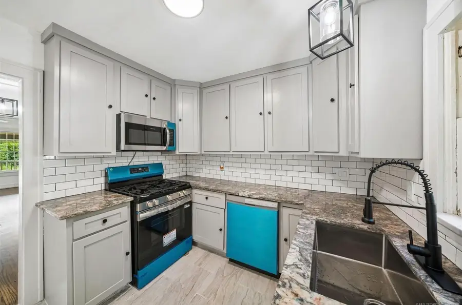 217 E Young Street, Tulsa, OK 74106 - #3