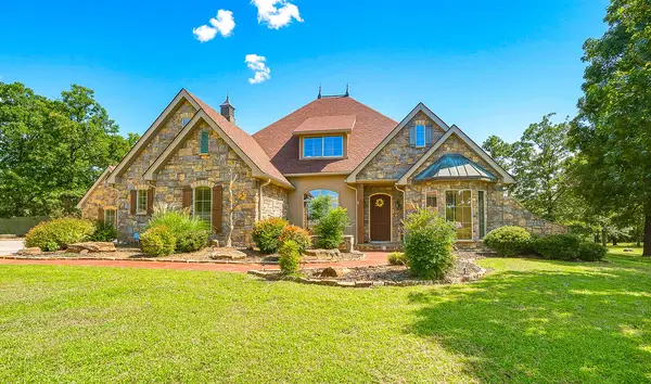 1202 Walker Circle, Ada, OK 74820