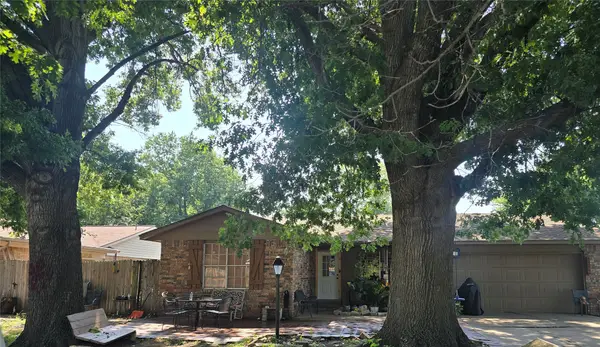 3204 S 116 East Avenue, Tulsa, OK 74146