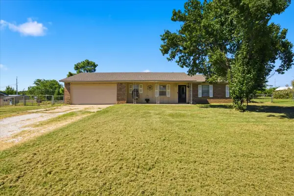 9282 County Road 1540, Ada, OK 74820