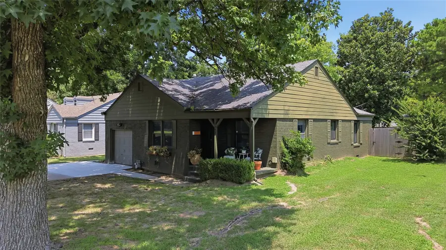 3943 S Rockford Avenue, Tulsa, OK 74105 - #2