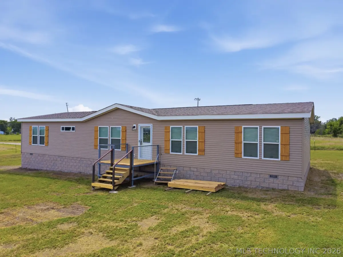 315 E Elevator Street, Delaware, OK 74027 - #1