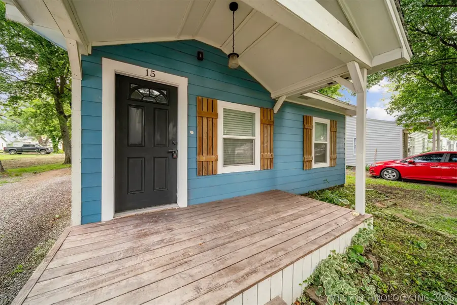 15 S Mayes Street, Pryor, OK 74361 - #2