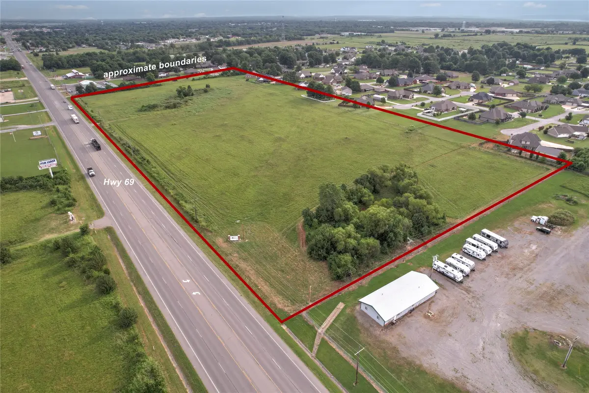 1200 W Cherokee Street, Wagoner, OK 74467 - #1