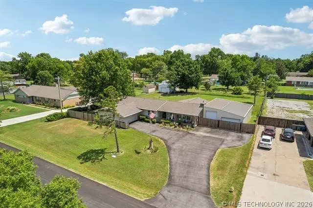 8244 E 37th Street, Tulsa, OK 74145 - #2