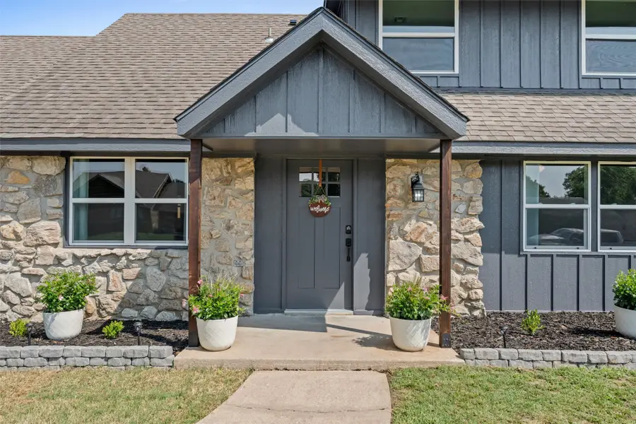 1032 Grandview, Bartlesville, OK 74006 - #3