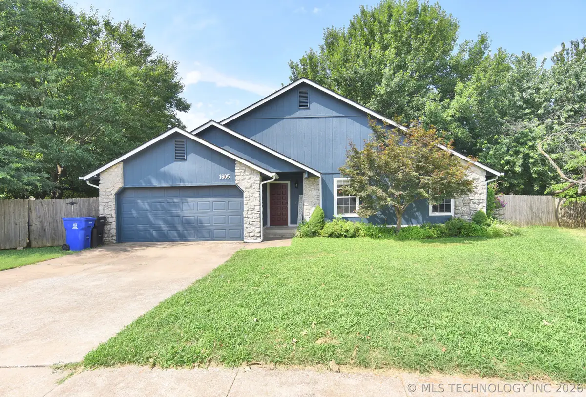 1605 W Roanoke Street, Broken Arrow, OK 74011 - #1