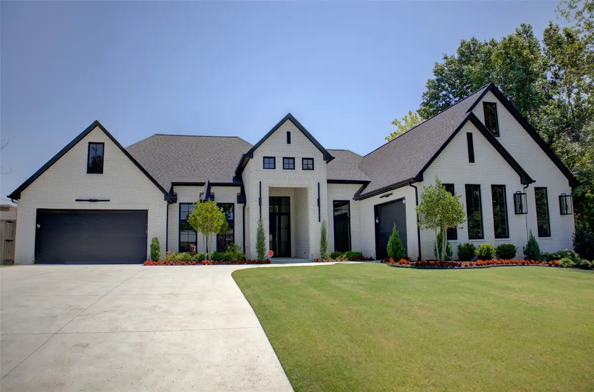 2887 S Gary Avenue, Tulsa, OK 74114 - #1