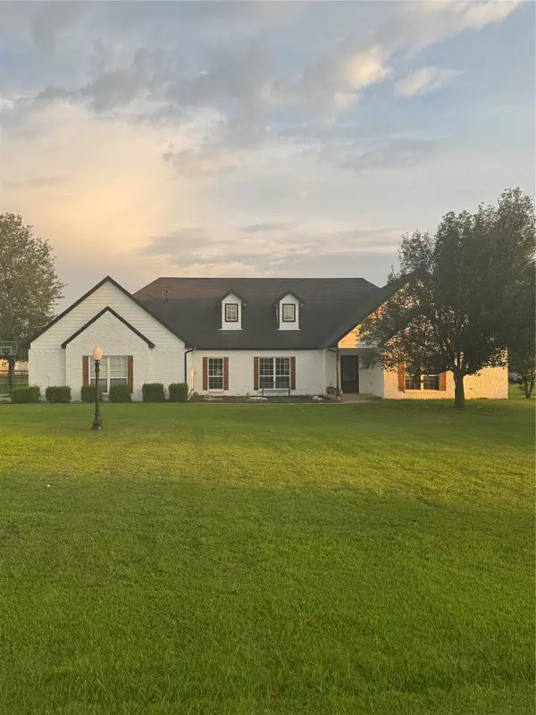 7060 E 149th Place N, Collinsville, OK 74021