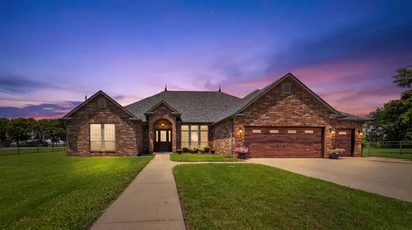 9728 S 431 Road, Chouteau, OK 74337