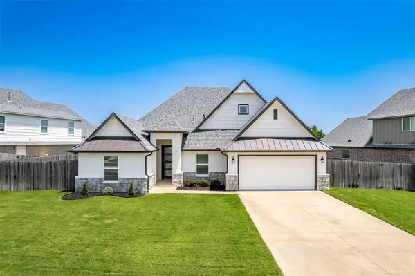 421 E 127th Place S, Jenks, OK 74037