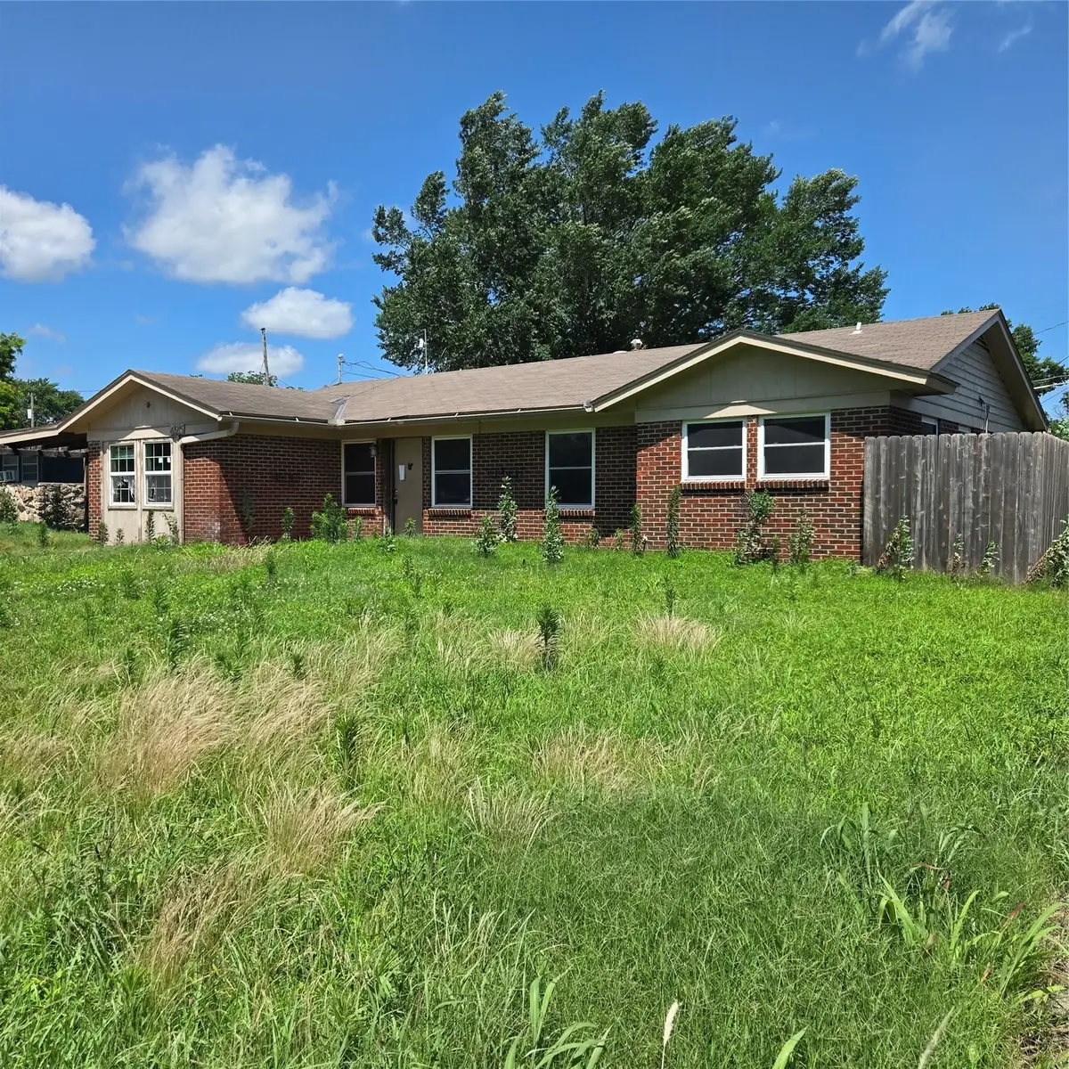 425 NW Oak Park Road, Bartlesville, OK 74003 - #1