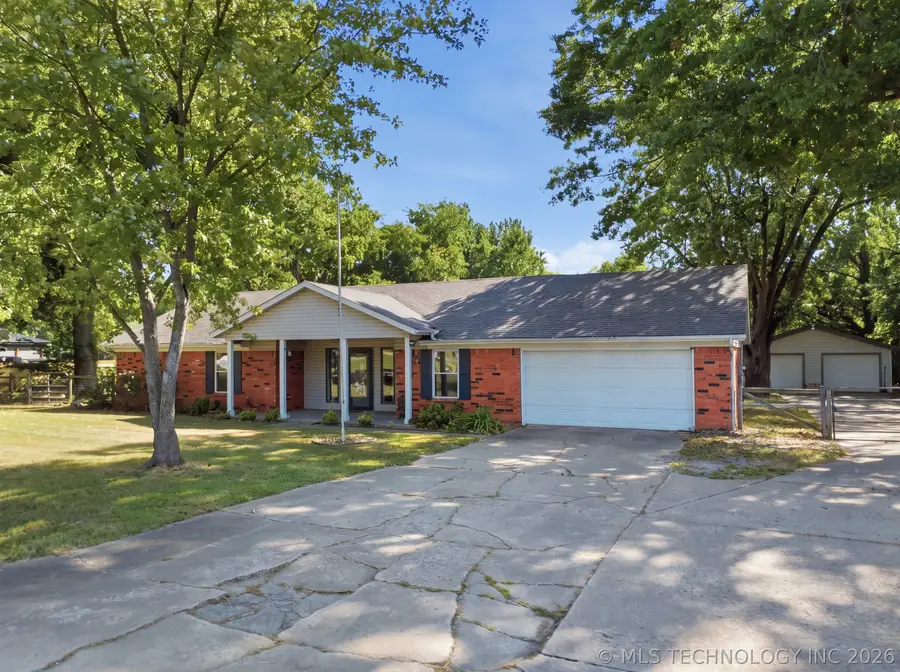 7324 S Dennis Boulevard, Broken Arrow, OK 74014 - #3