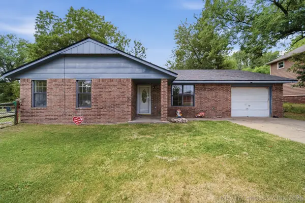 220 S 15 Street, Collinsville, OK 74021