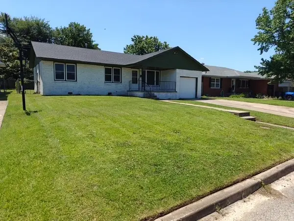 7816 E 4th Street, Tulsa, OK 74112