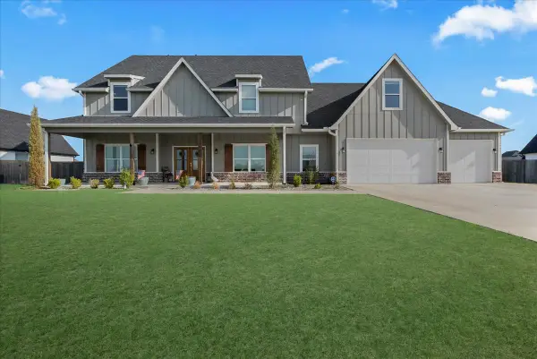 113 E 168th Street S, Glenpool, OK 74033
