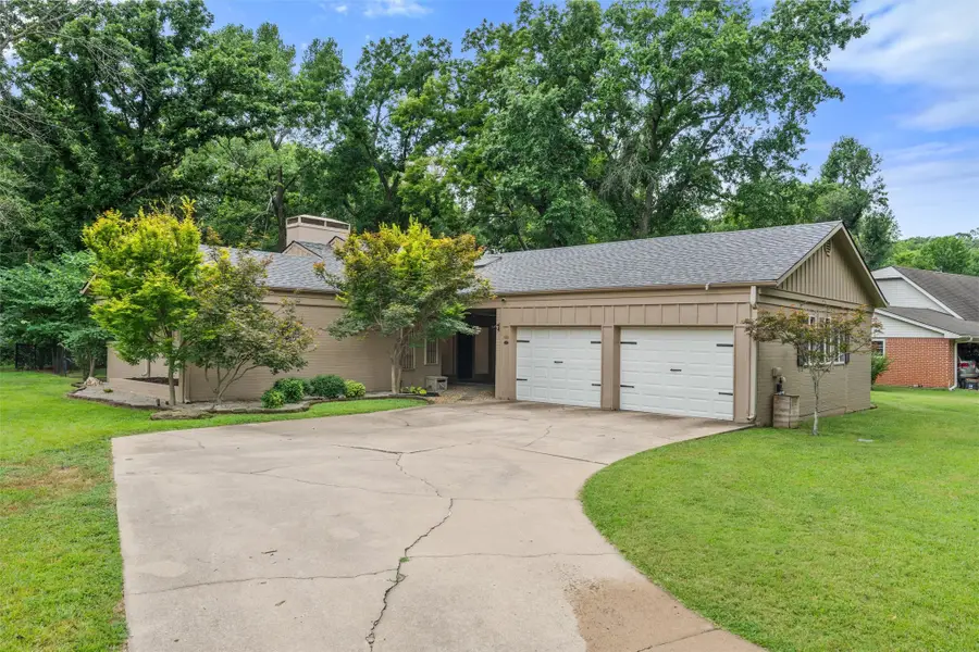 1413 Brookside Parkway, Bartlesville, OK 74006 - #2