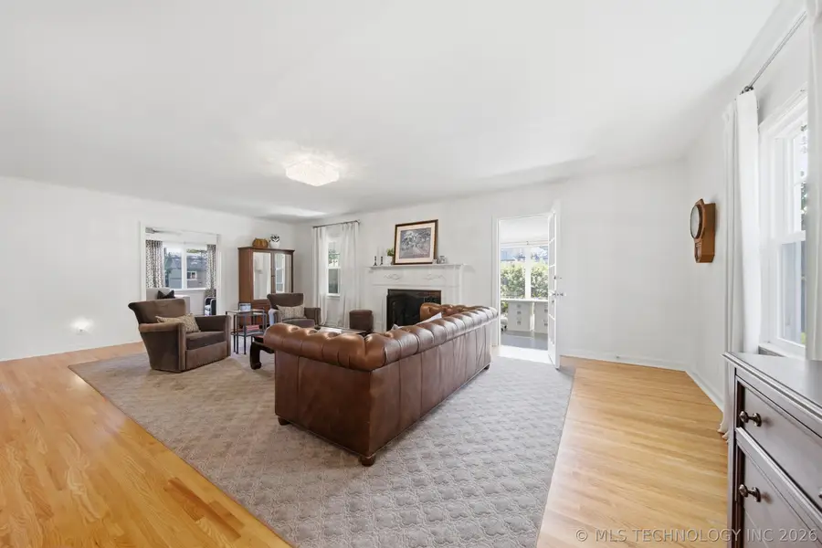 2245 E 22nd Place, Tulsa, OK 74114 - #2
