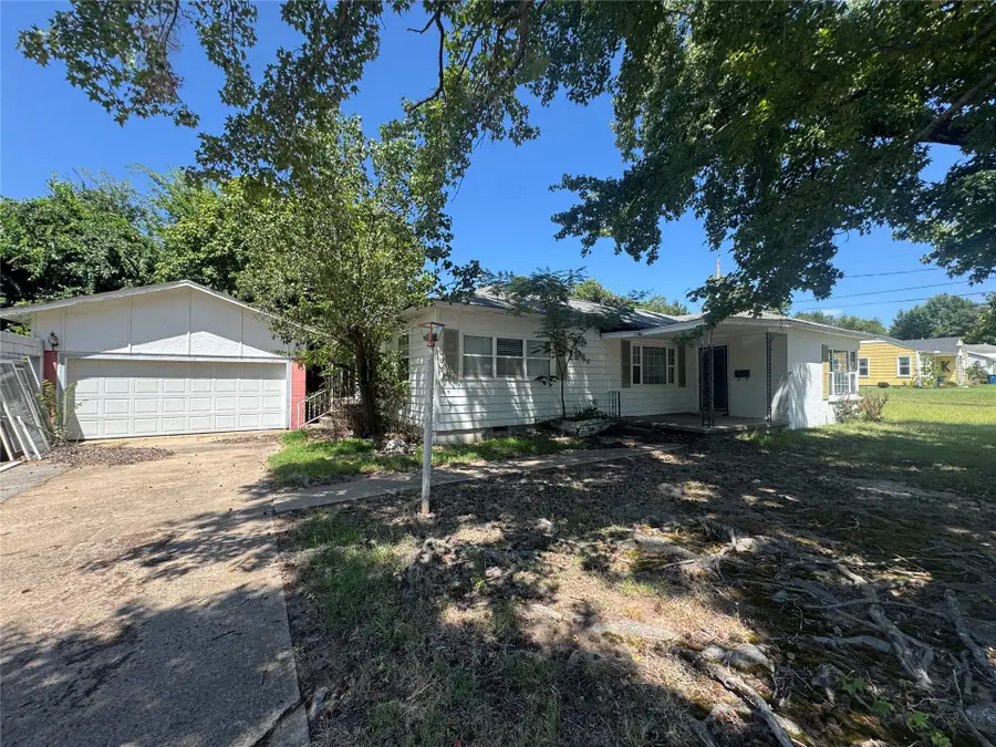 1225 E Seminole Avenue, McAlester, OK 74501 - #2