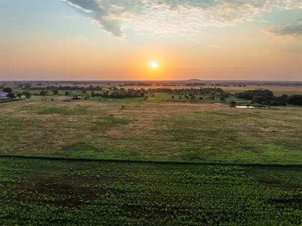 3 N 3990 Road, Dewey, OK 74029