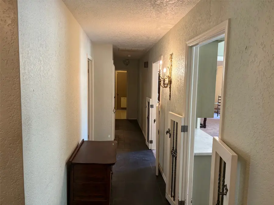 6921 S Jamestown Avenue, Tulsa, OK 74136 - #3