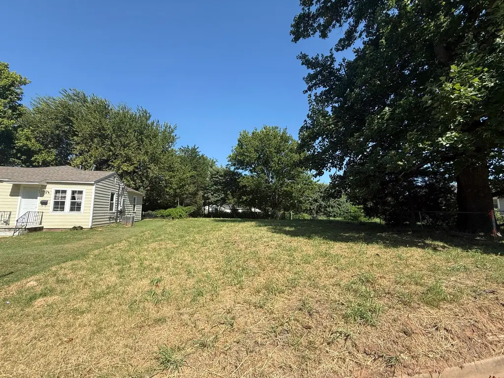 527 S 47th Avenue W, Tulsa, OK 74127 - #1