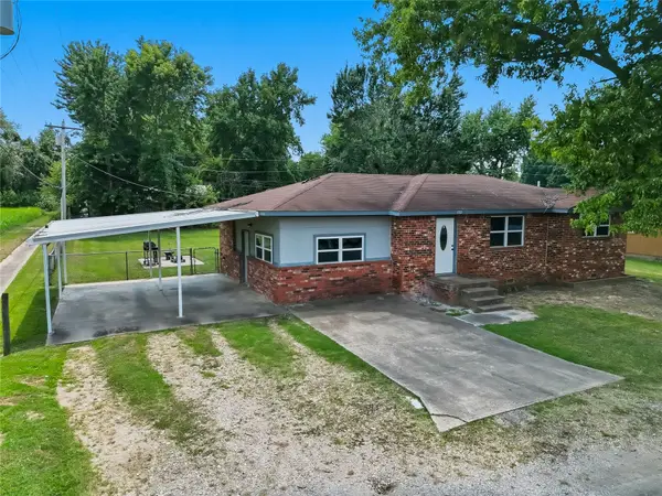 720 W Walnut Street, Stilwell, OK 74960