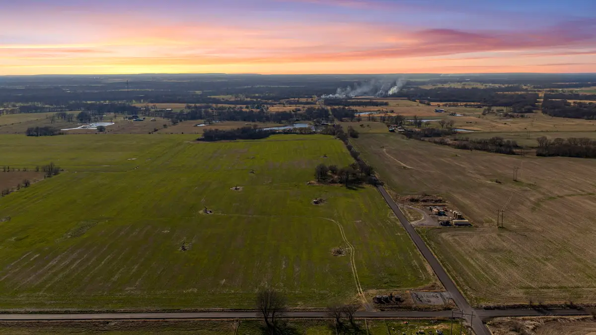 160 E 740 Road, Wagoner, OK 74467 - #1