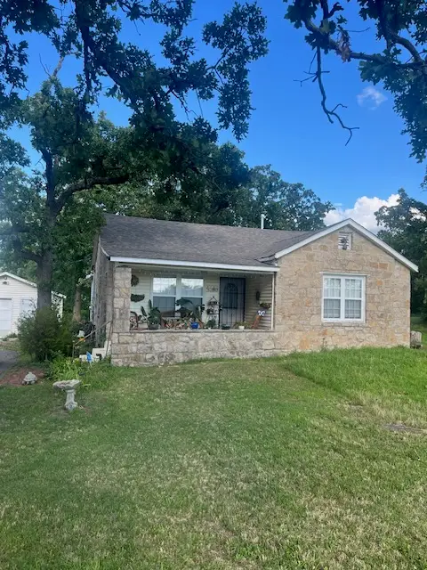 5701 S 33rd West Avenue, Tulsa, OK 74107