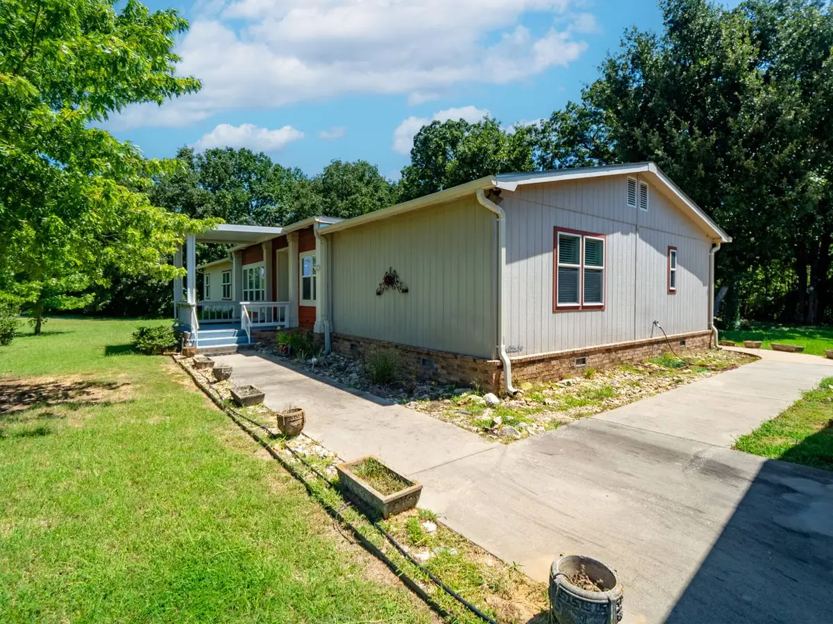 4750 Willis Drive, Kingston, OK 73439 - #1