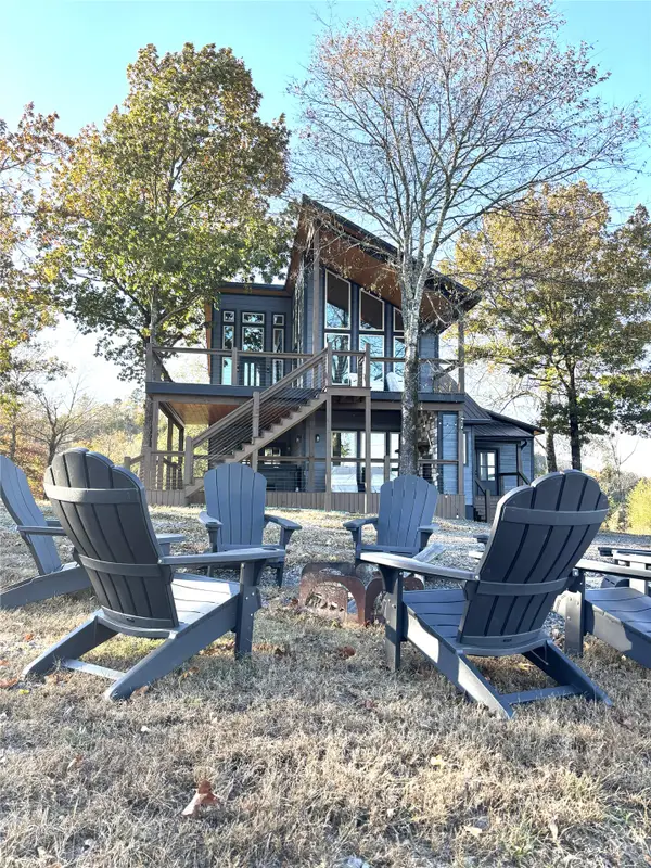 1384 Loop Road, Smithville, OK 74957