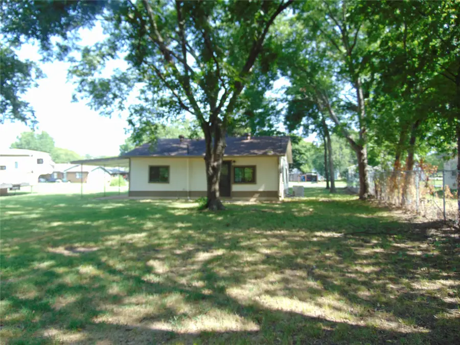 306 Creek, Marietta, OK 73448 - #3