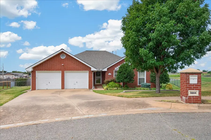 5604 Steeper Drive, Bartlesville, OK 74006 - #2