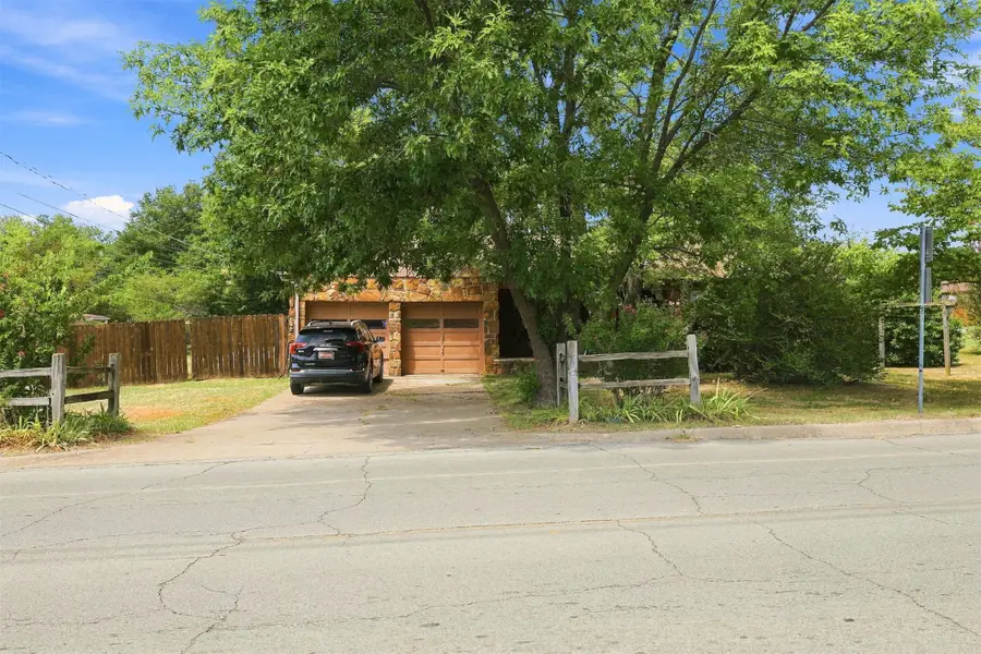 1733 E 13th Street, Okmulgee, OK 74447 - #2